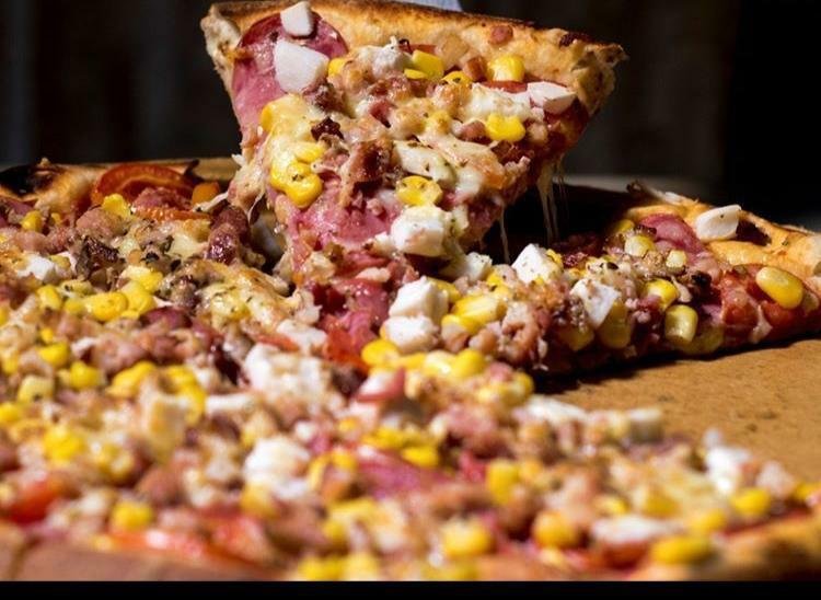 Rodízio de pizzas com uma variedade incrível de sabores, no centro de Foz do Iguaçu!