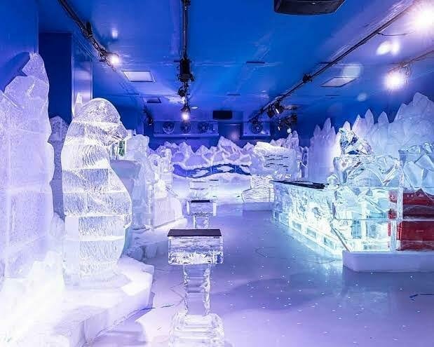 Dreams Park Show: Dreams Ice Bar
