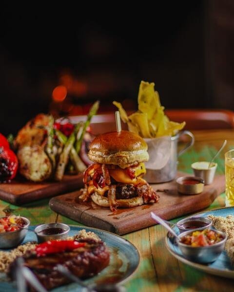 Experiência gastronômica, etílica e musical!