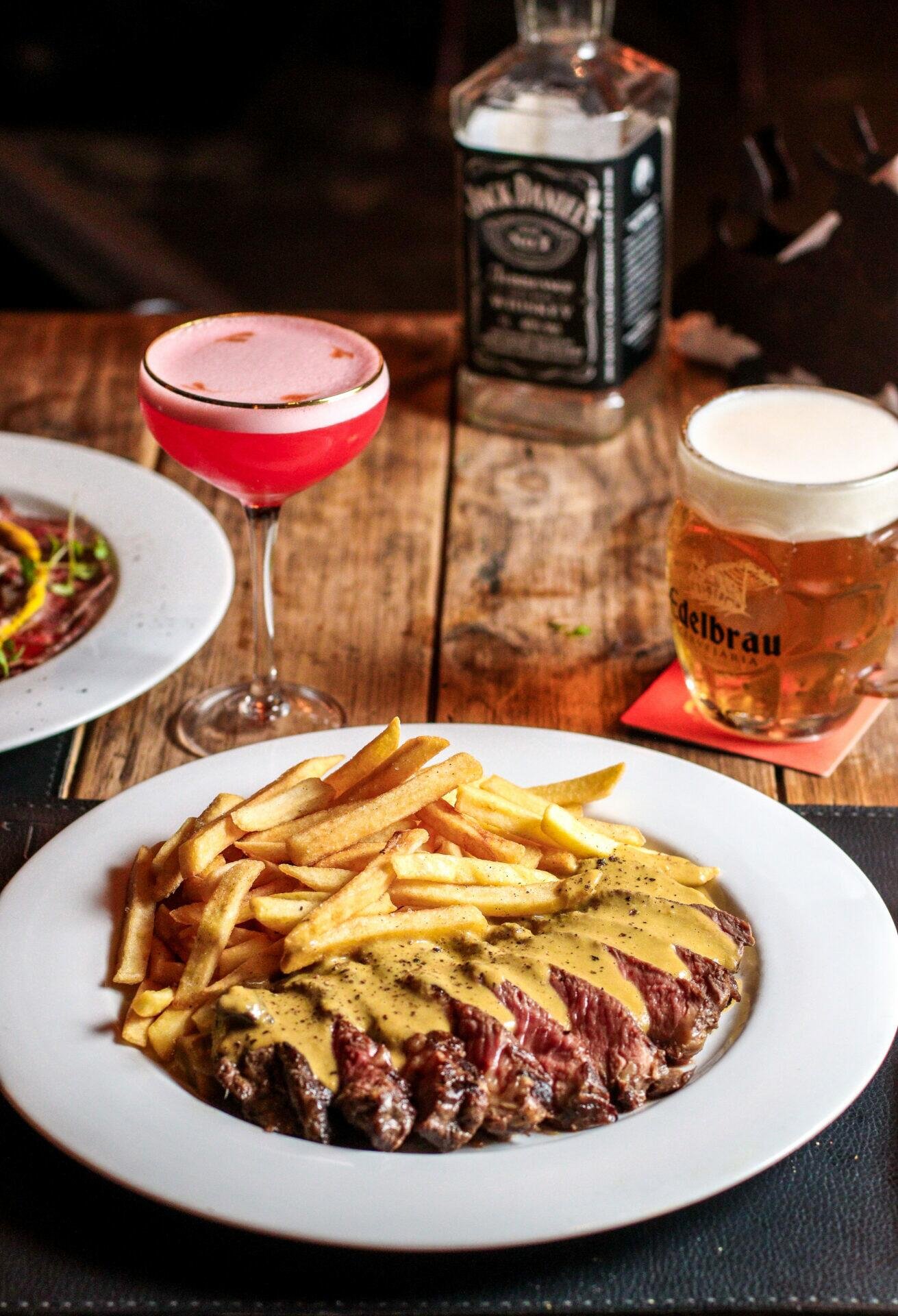 Experiência gastronômica, etílica e musical!