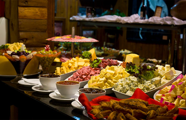 Experimente a mais famosa churrascaria da Serra Gaúcha! (cópia)