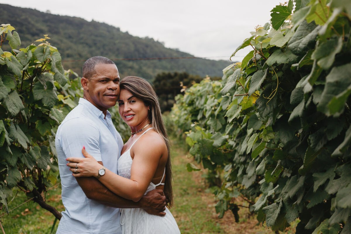 Descubra Gramado e Canela com um ensaio fotográfico! Transforme sua viagem em uma experiência inesquecível com um book turístico completo.