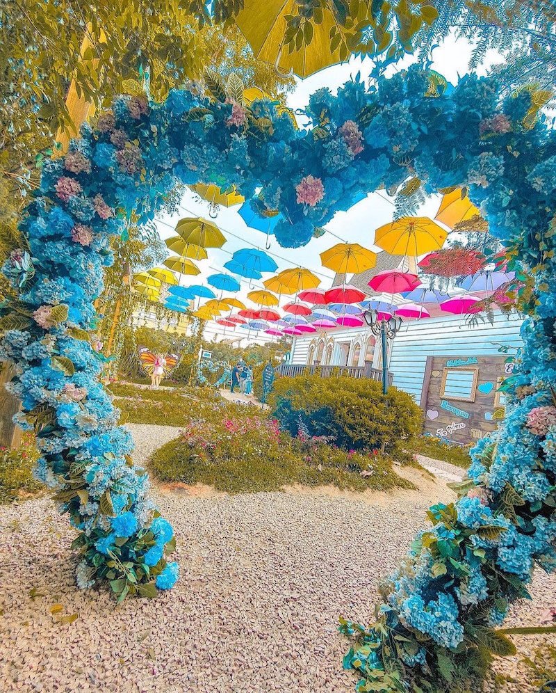 Viva a Sua Própria História de Amor no Jardim do Amor, em Gramado!