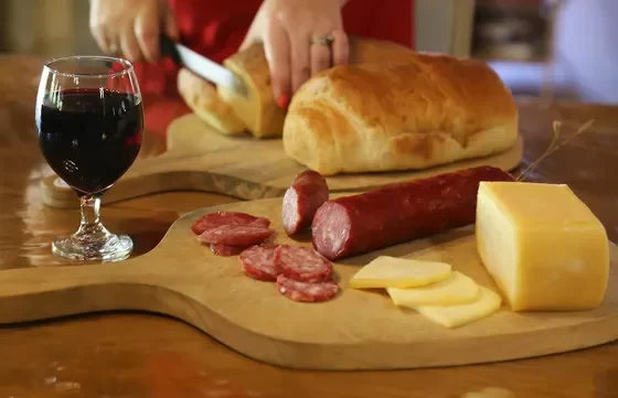 Tour raízes coloniais: ingresso, transporte e café colonial em Gramado!