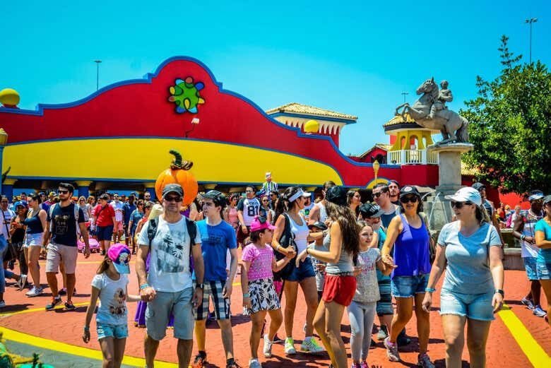 Excursão Privada ao Parque Hopi Hari: Diversão para Toda a Família em São Paulo!