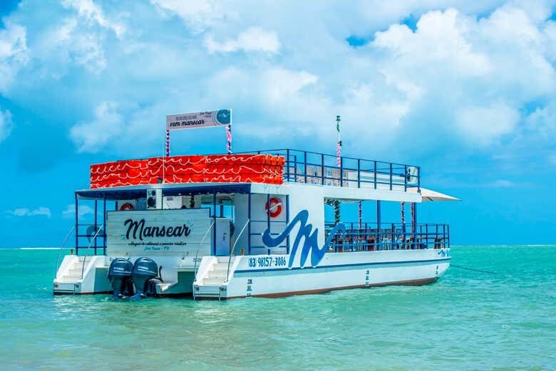 Areia Vermelha: Catamarã até a Ilha que Surge com a Maré!