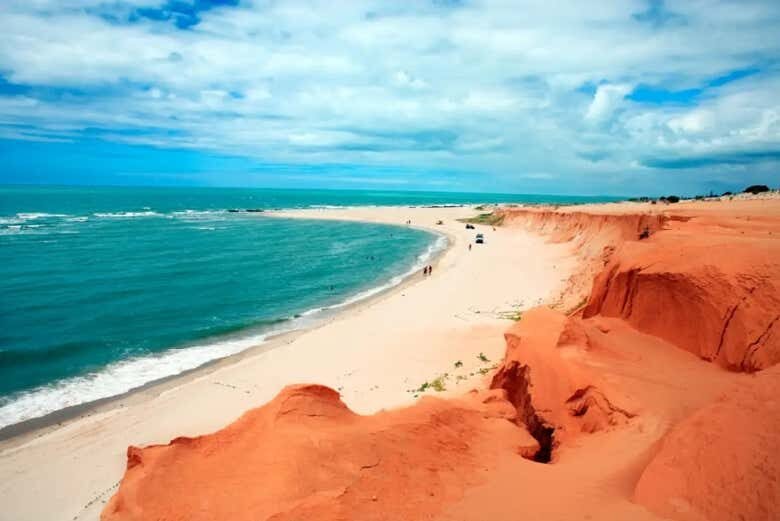 Paraíso em Cores: Excursão para Canoa Quebrada!