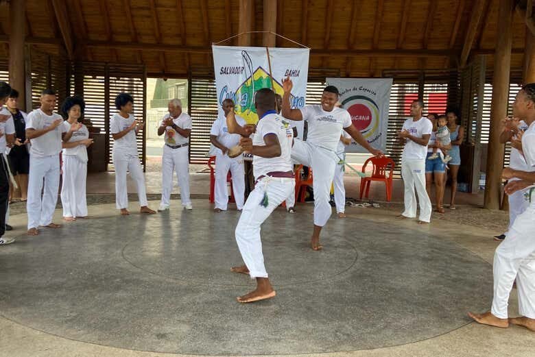 Imersão na Capoeira em Salvador: Arte e Cultura Afro-brasileira!