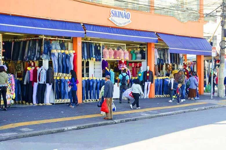 Descubra o Lado Fashion de São Paulo: Tour Privado de Compras pela Cidade!