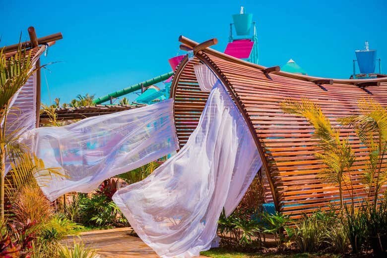 Diversão para Toda a Família no Parque Aquático Acqualinda!
