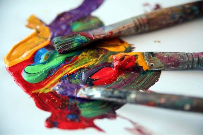 Descubra Arte e Criatividade na Casa Palma: Visita Guiada + Oficina de Pintura!