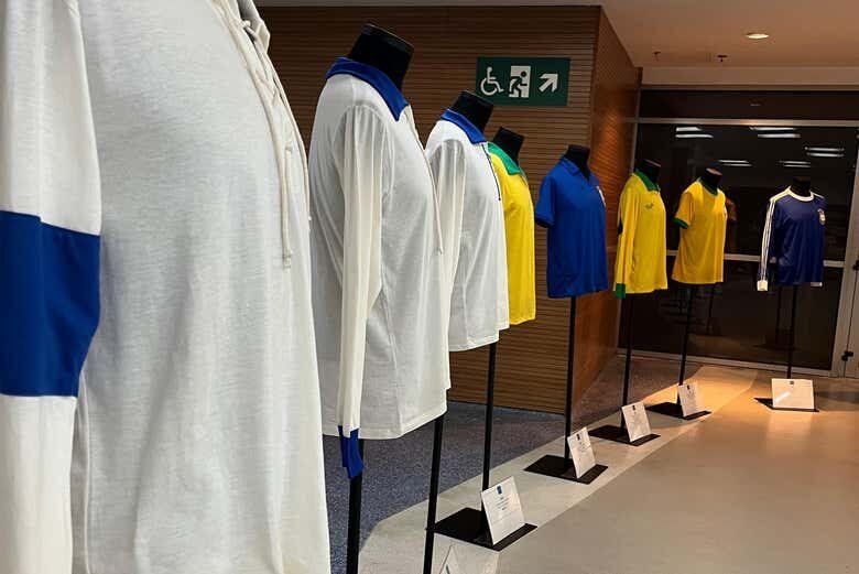 Tour pelo Estádio do Maracanã e pela Sede da Gávea