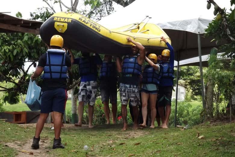Aventuras em Águas Bravas: Rafting no Rio de Contas!