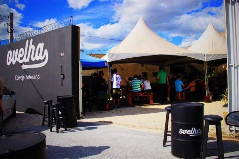 Tour Cervejeiro em Curitiba: Conheça, Deguste e Apaixone-se pela Produção Artesanal!