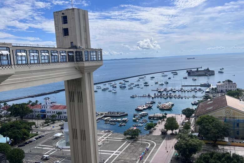 Explore Salvador e Relaxe nas Praias do Flamengo e Stella Maris!