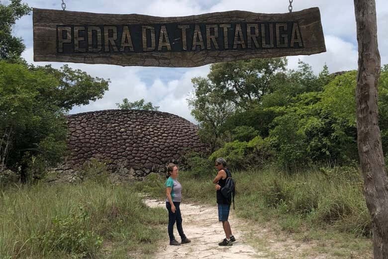 Excursão ao Parque Nacional de Sete Cidades e Pedro II: História e Natureza ao Seu Alcance!