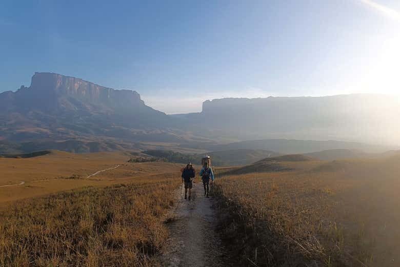 Monte Roraima: Expedição de 10 Dias ao Tepuy Sagrado da América do Sul!