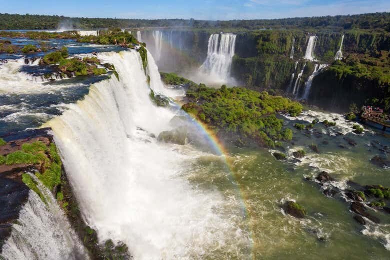 Cataratas do Iguaçu — Lado Argentino: Um espetáculo da natureza saindo de Foz do Iguaçu!