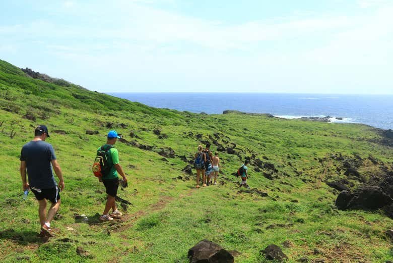 Trilha dos Mirantes de Pedra Alta e Pontinha com Piscinas Naturais – Explore o Paraíso de Fernando de Noronha!