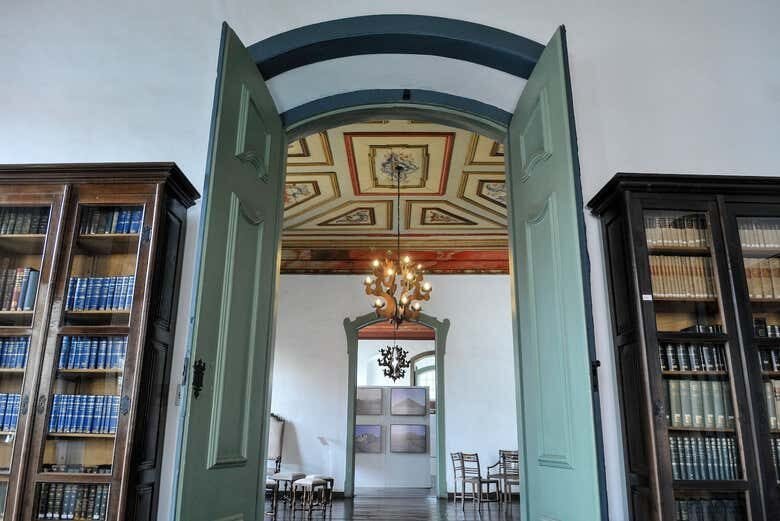 Explore Ouro Preto: Passeio Exclusivo pela História Barroca com Guia Privativo!