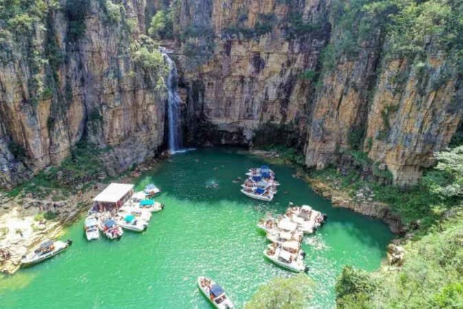 Explore os Encantos de Capitólio e o Deslumbrante Lago de Furnas!