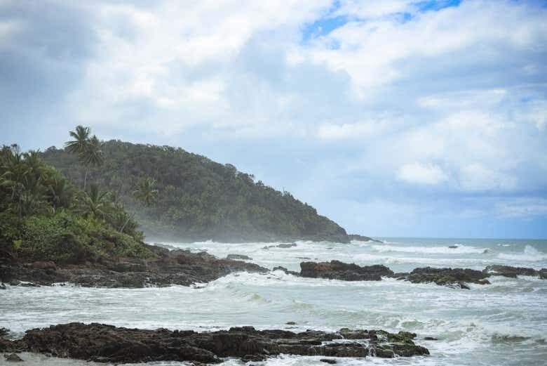 Trilha Pelas Praias de Jeribucaçu e Arruda + Cachoeira da Usina!