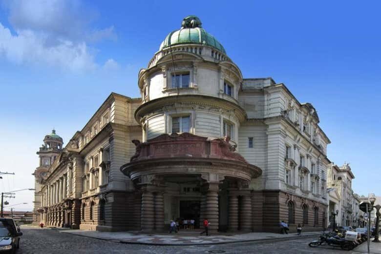 Tour Privado do Café em Santos: Conheça a História e Sabor do Ouro Verde no Brasil!