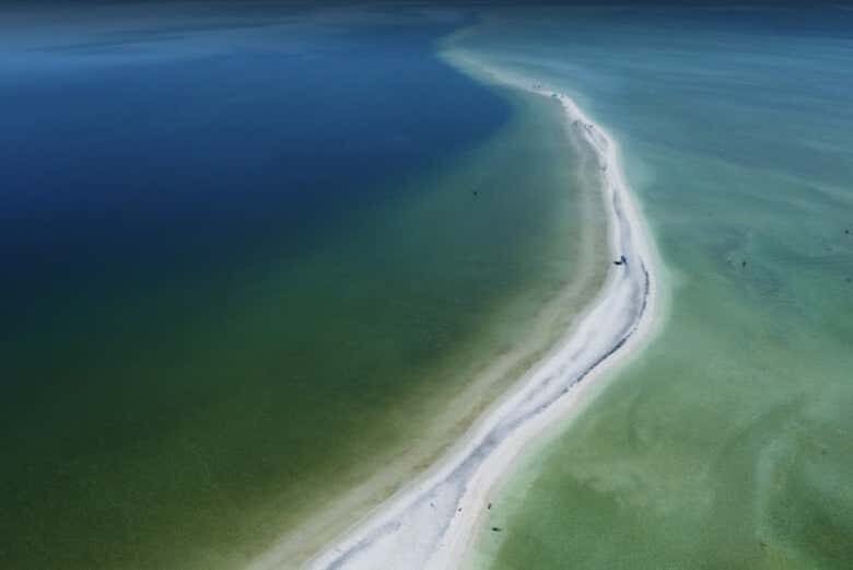 Aventura de Buggy em Arubinha: Explore a Natureza de Arraial do Cabo!