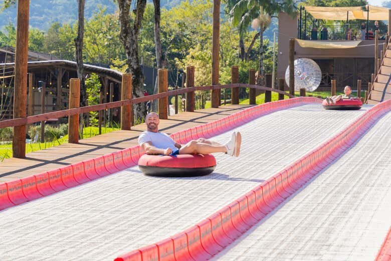 Ingresso para o Parque Spitz Pomer: Diversão e Aventura em Pomerode!