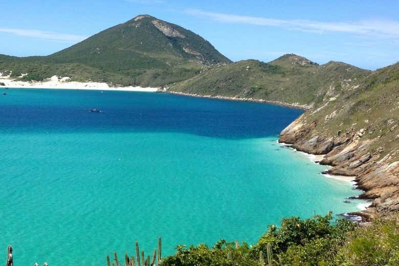 Excursão a Arraial do Cabo com Passeio de Barco!
