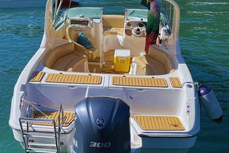 Explore as Belezas de Ilha Grande: Um Passeio Inesquecível pelo Paraíso Carioca!