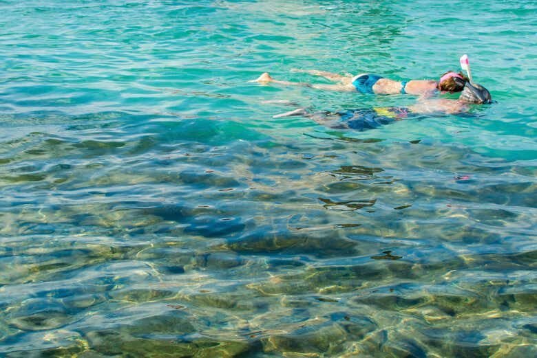 Excursão ao Paraíso de Porto de Galinhas: Desfrute de Piscinas Naturais e Praias Paradisíacas!