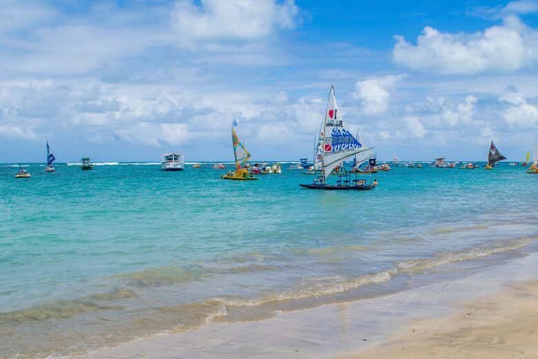 Excursão ao Paraíso de Porto de Galinhas: Desfrute de Piscinas Naturais e Praias Paradisíacas!