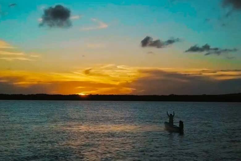 Excursão Inesquecível a João Pessoa: Cultura, Praias e Pôr do Sol Mágico!