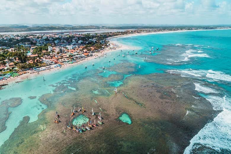 Excursão Incrível a Porto de Galinhas: Praias Paradisíacas em Pernambuco!