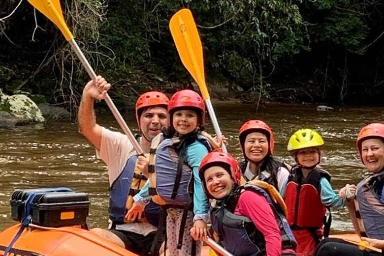 Aventure-se nas Águas do Rio Turvo: Rafting em Família no Meio da Natureza!