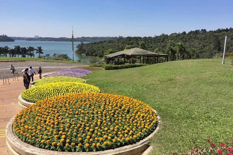 Descubra a Paz no Solo Sagrado de Guarapiranga!