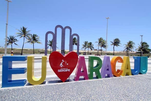 Explore o Melhor de Aracaju com Conforto e Cultura!