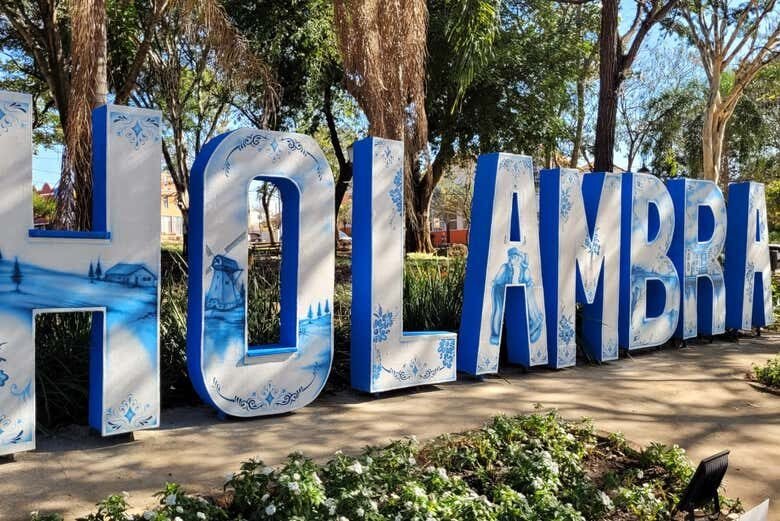 Exploração Privada de Holambra: Descubra a Cidade das Flores com Exclusividade!
