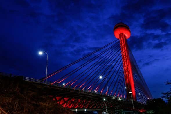 Explore Teresina Iluminada: Tour Noturno Imperdível!