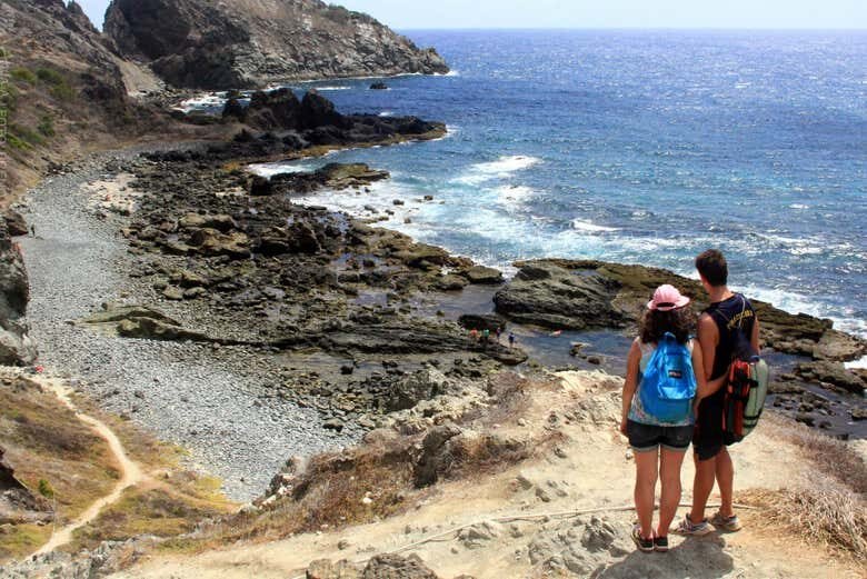 Trilha pela Enseada dos Abreus e Piscinas Naturais!