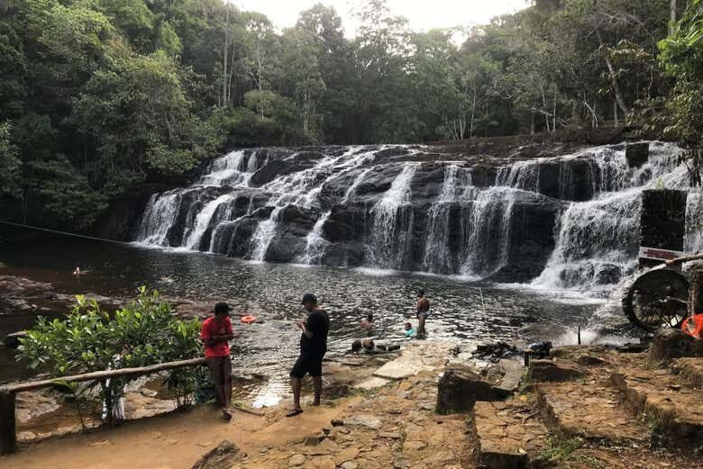 Exploração Paradisíaca em Itacaré: Praias e Cachoeira!