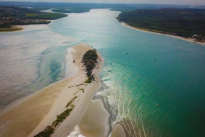 Excursão Surpreendente: Descubra as Belezas de Igarassu e Itamaracá saindo de Recife!