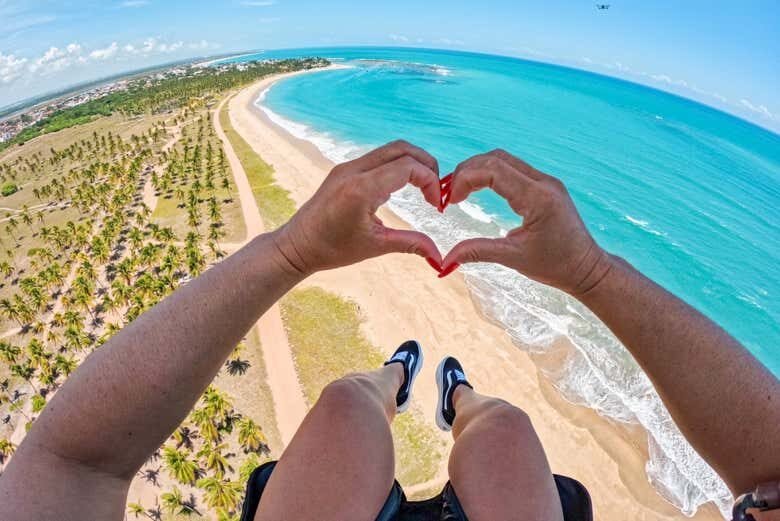 Voo de Paramotor em Porto de Galinhas: Vista Aérea das Piscinas Naturais!