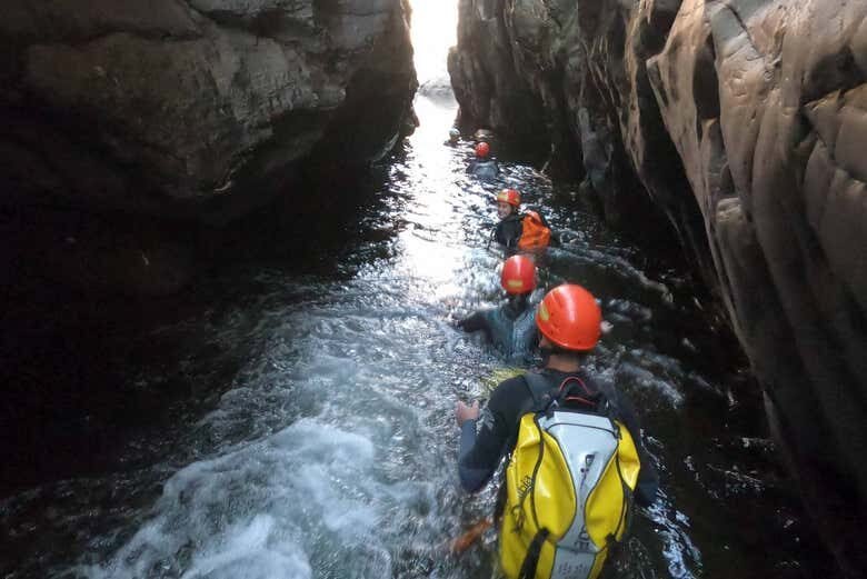 Aventura Radical: Canyoning no Santuário Raizama, Alto Paraíso de Goiás!
