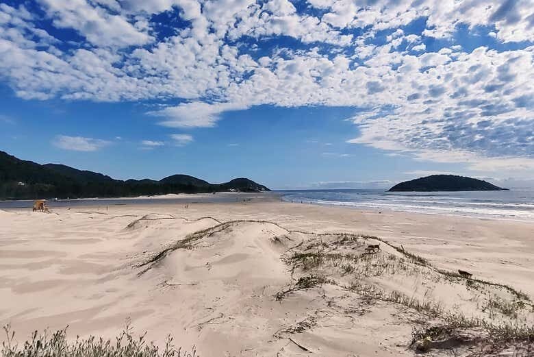 Descubra a Beleza das Praias de Imbituba e o Encantador Pôr do Sol em Garopaba