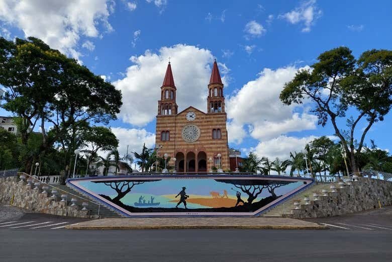 Excursão ao Cristo Protetor e Tour por Encantado – Saída de Caxias do Sul!