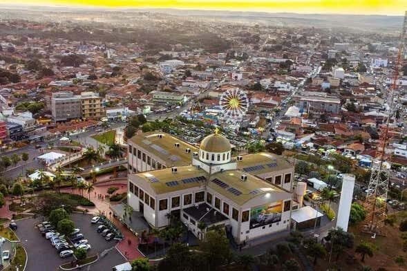 Excursão aos Santuários do Divino Pai Eterno em Trindade