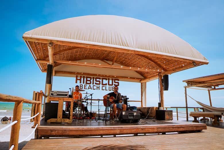 Descubra as Belezas da Praia de Ipioca com um Tour Inesquecível!
