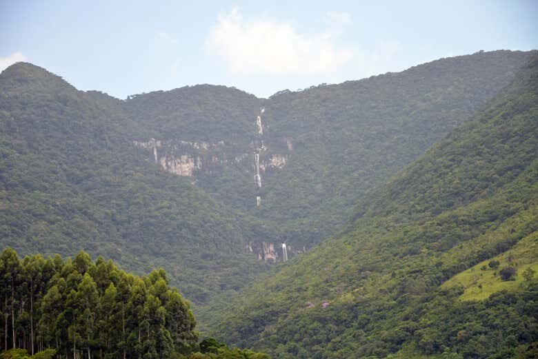 Aventuras no Rio Três Forquilhas de Caiaque!